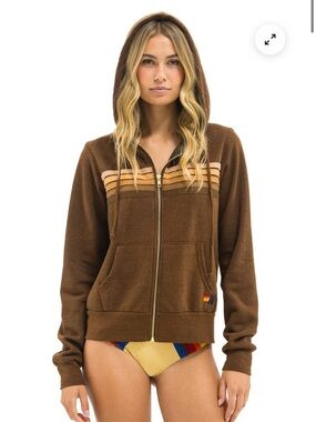 Aviator Nation hoodie
Espresso/ chocolate size small